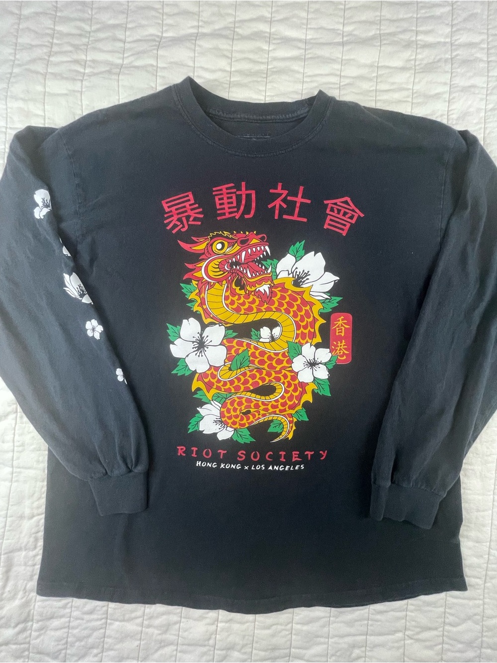 Riot Society  Black Long Sleeve Dragon Tee Large
